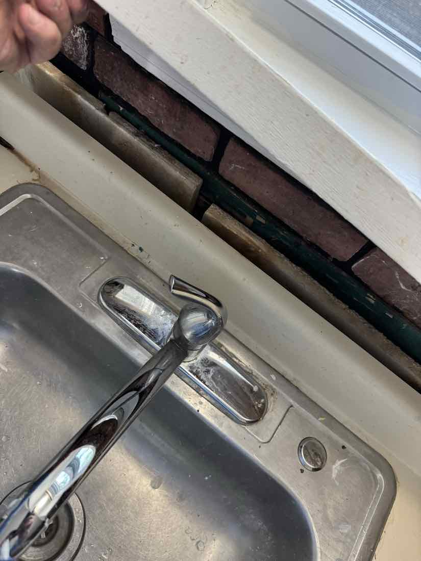 counter top off wall